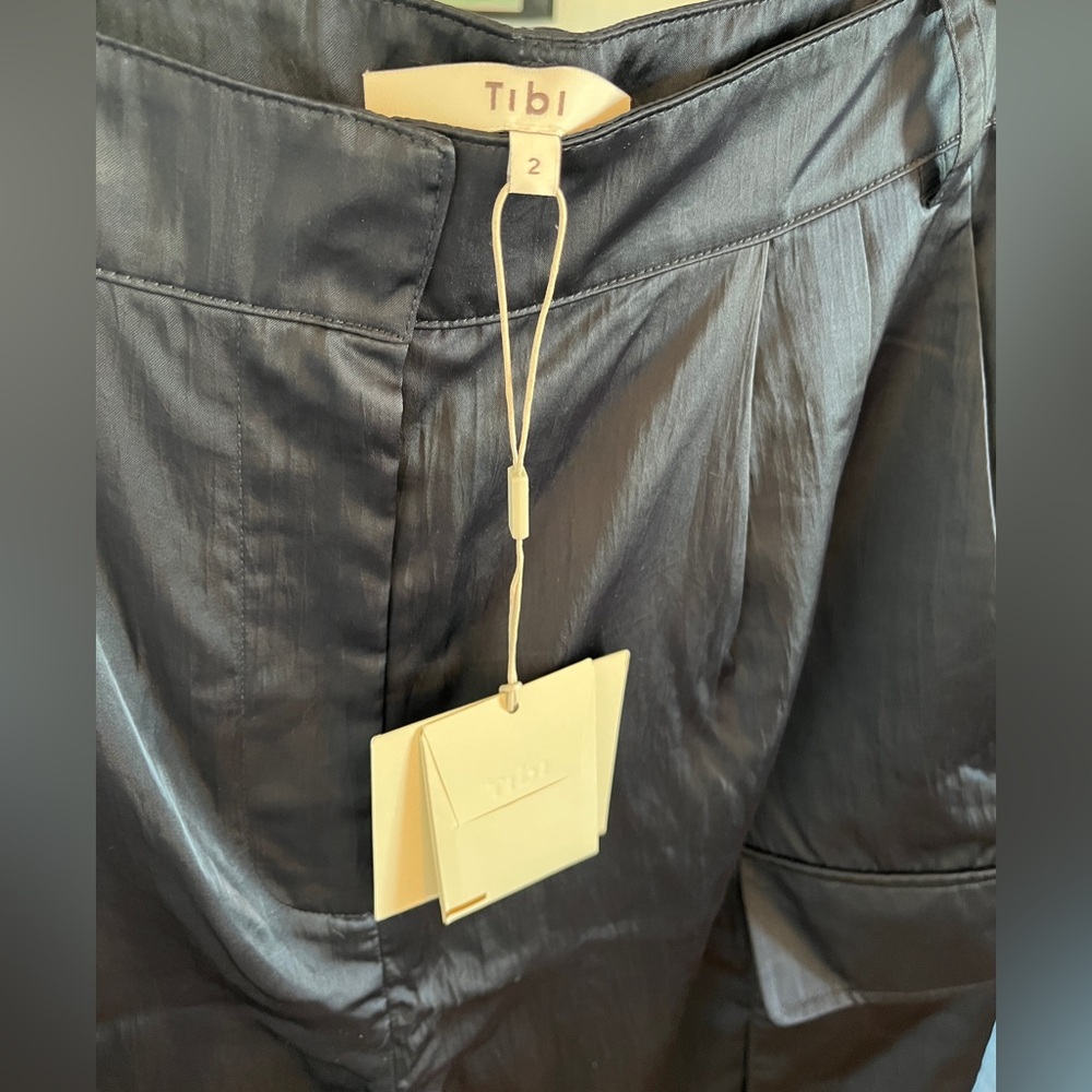 Tibi Shiny Nylon Pleated Stella Cargo Pant, navy size 2 - Picture 4 of 5